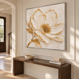 IVORY PETAL — Hallway, silver frame