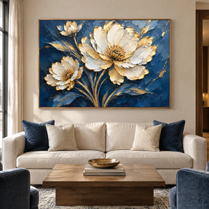 MIDNIGHT BLOSSOM — Hotel, natural wood frame