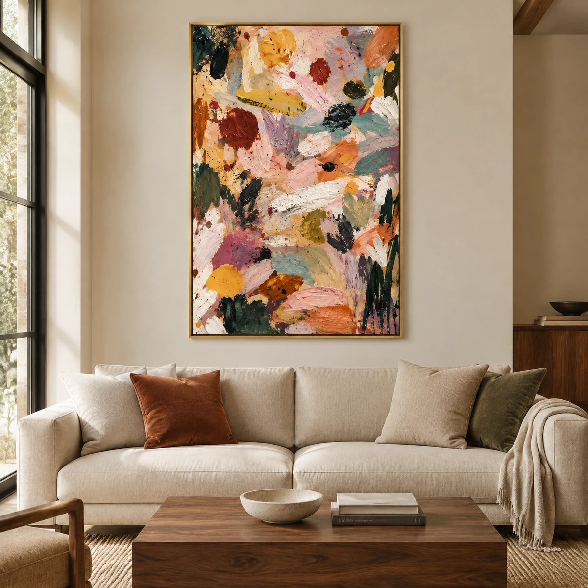 CHROMATIC RELEASE — Living room, gold frame
